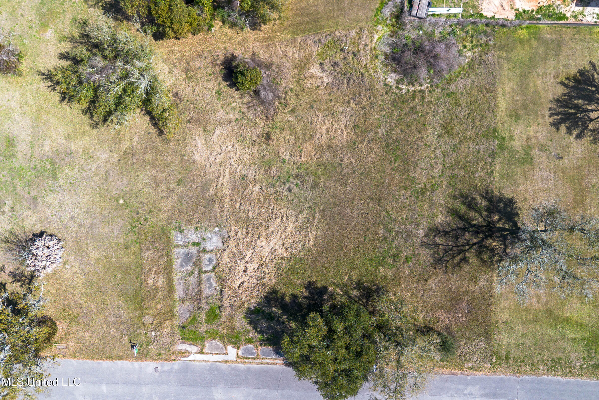 413 Gulf View Avenue