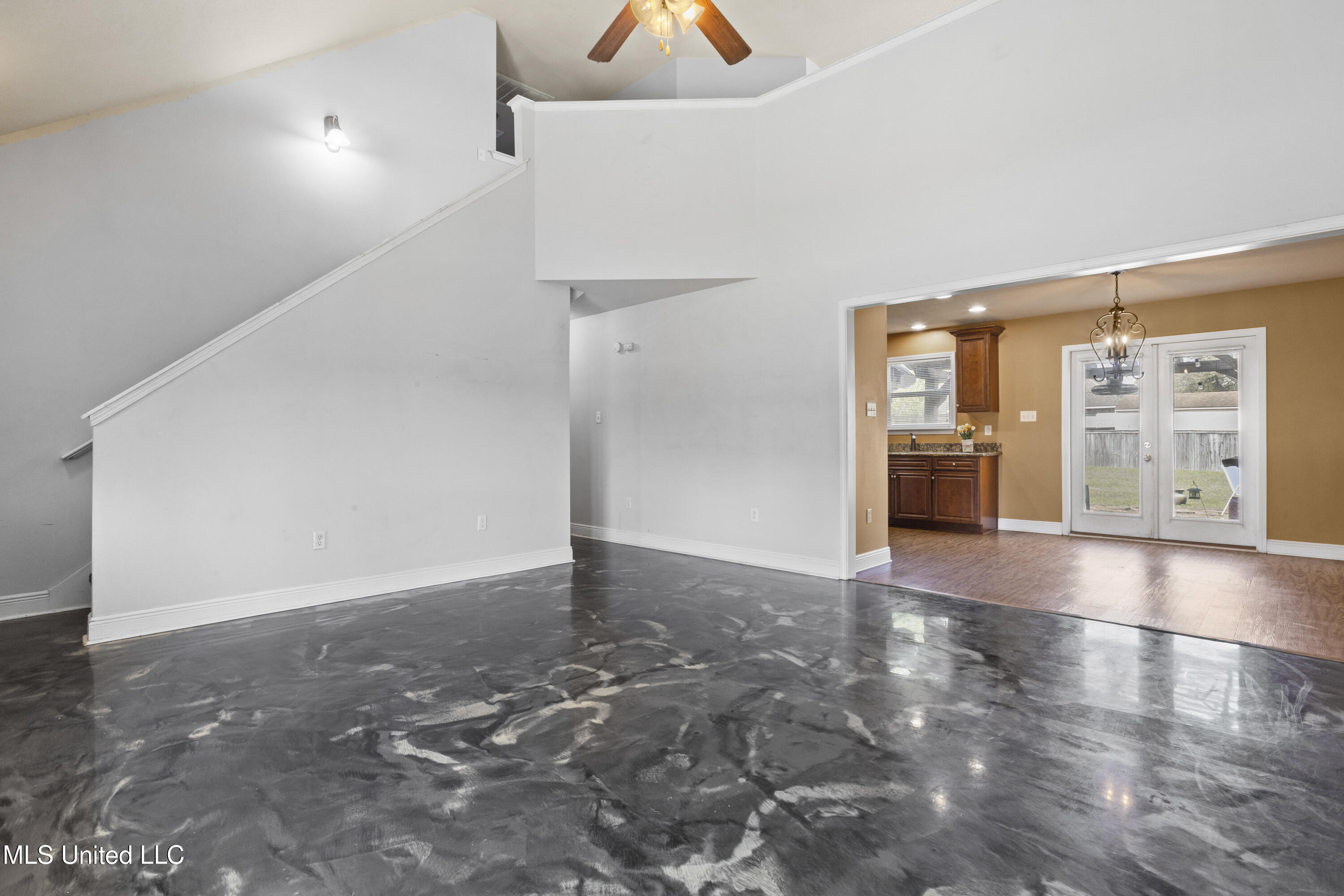 13694 Windwood Drive
