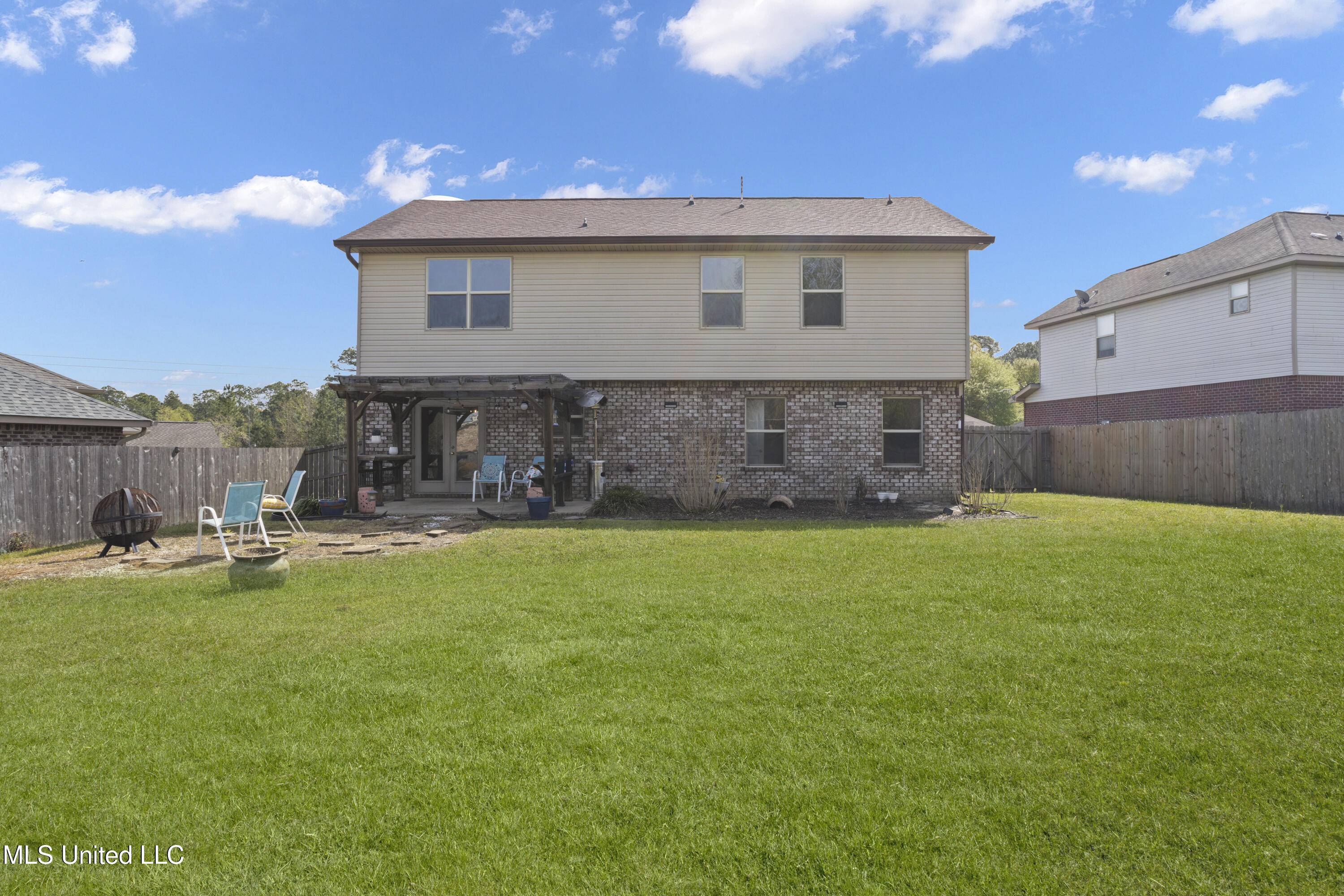 13694 Windwood Drive