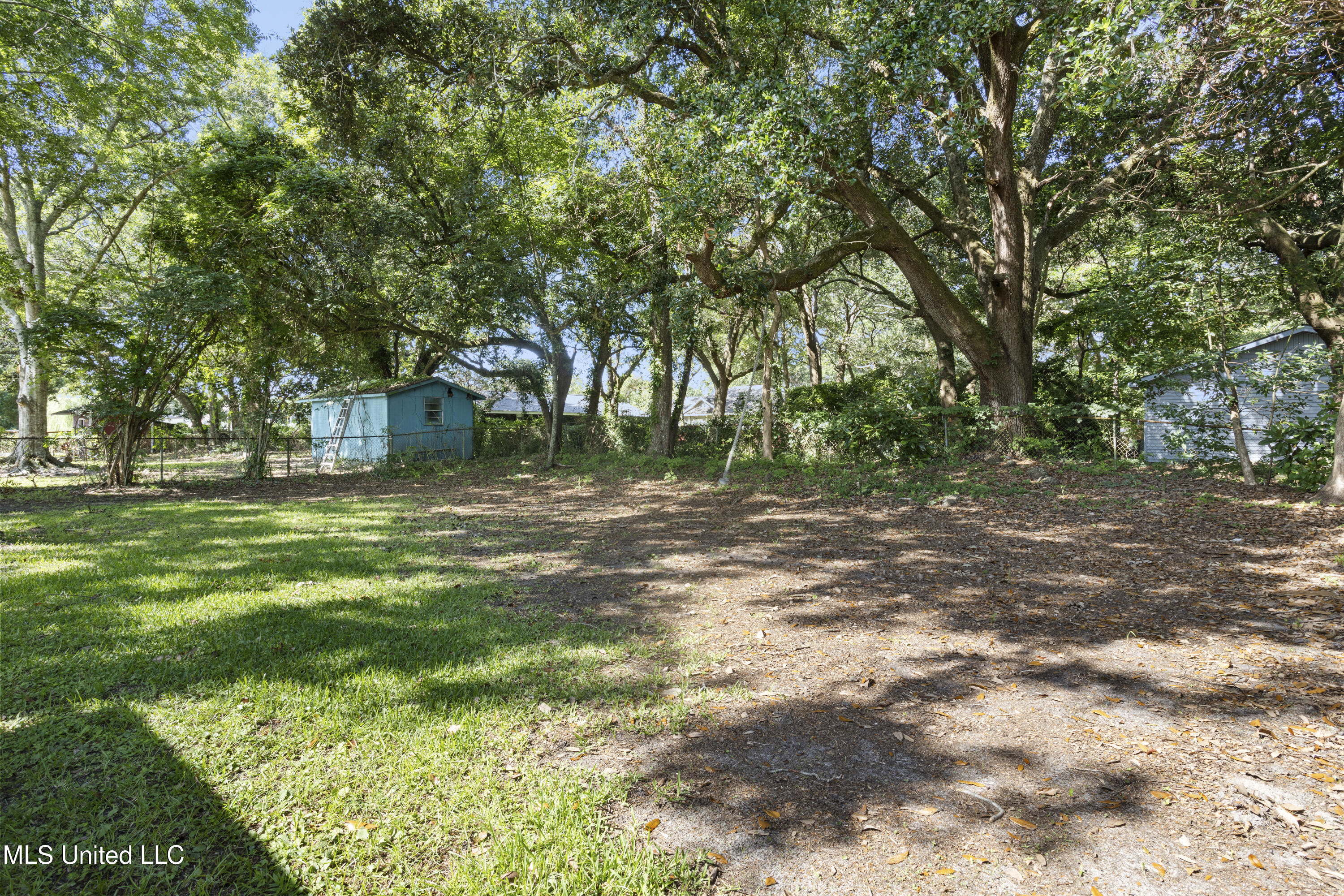 104 Lassere Circle