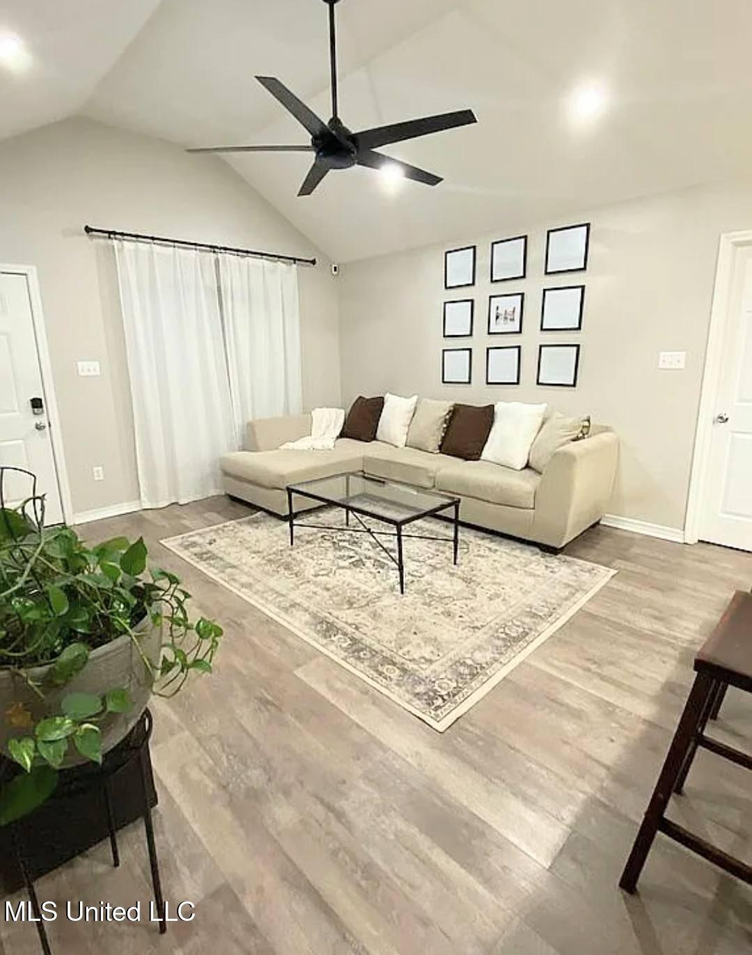 240 Lantana Boulevard