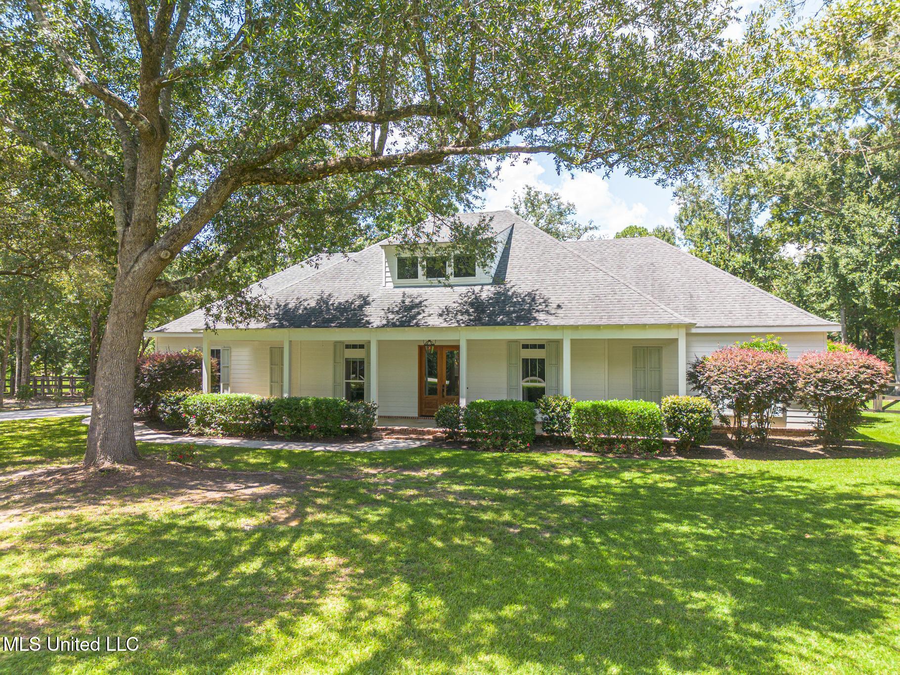 7381 Woodland Drive