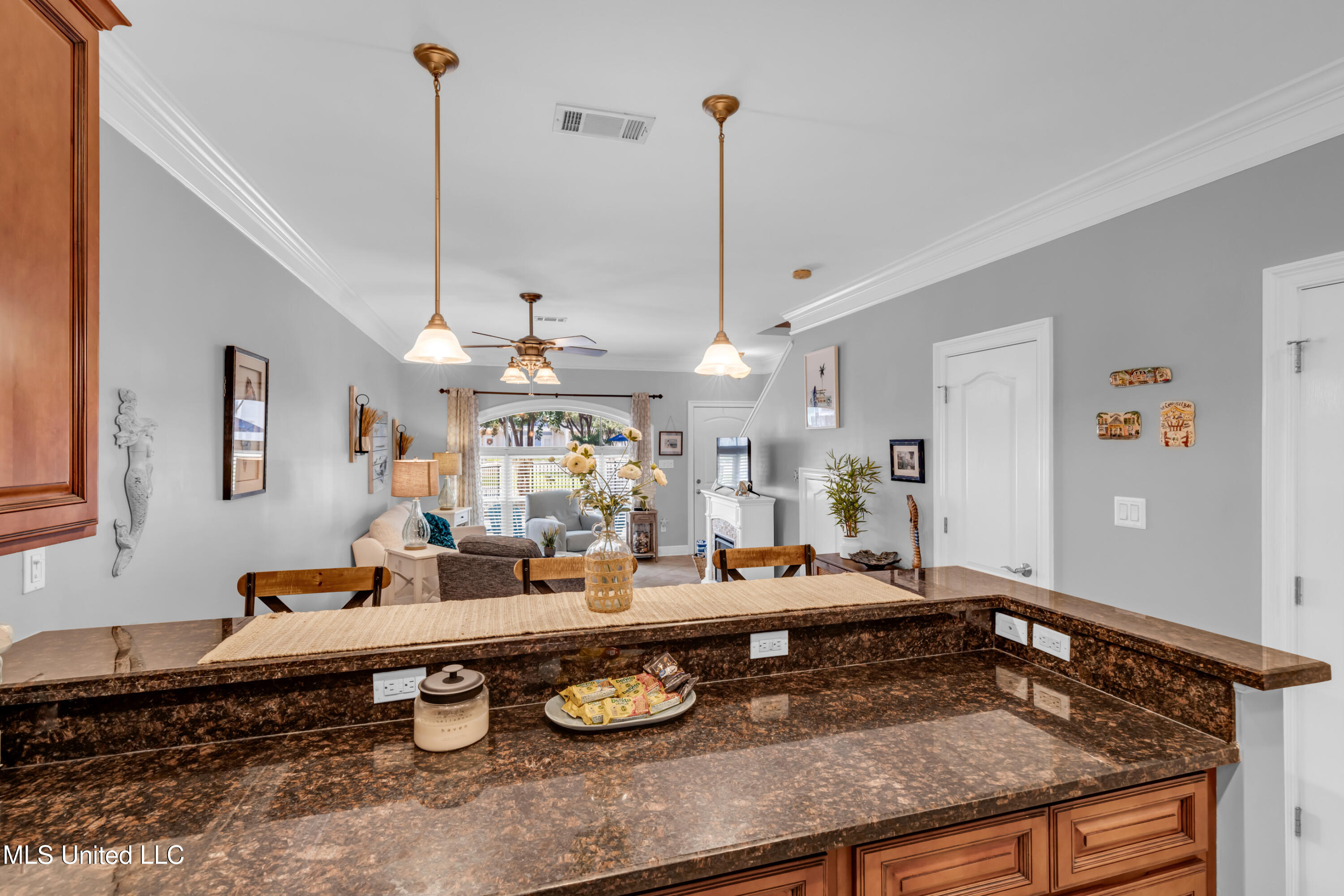 548 Beach Boulevard, 141