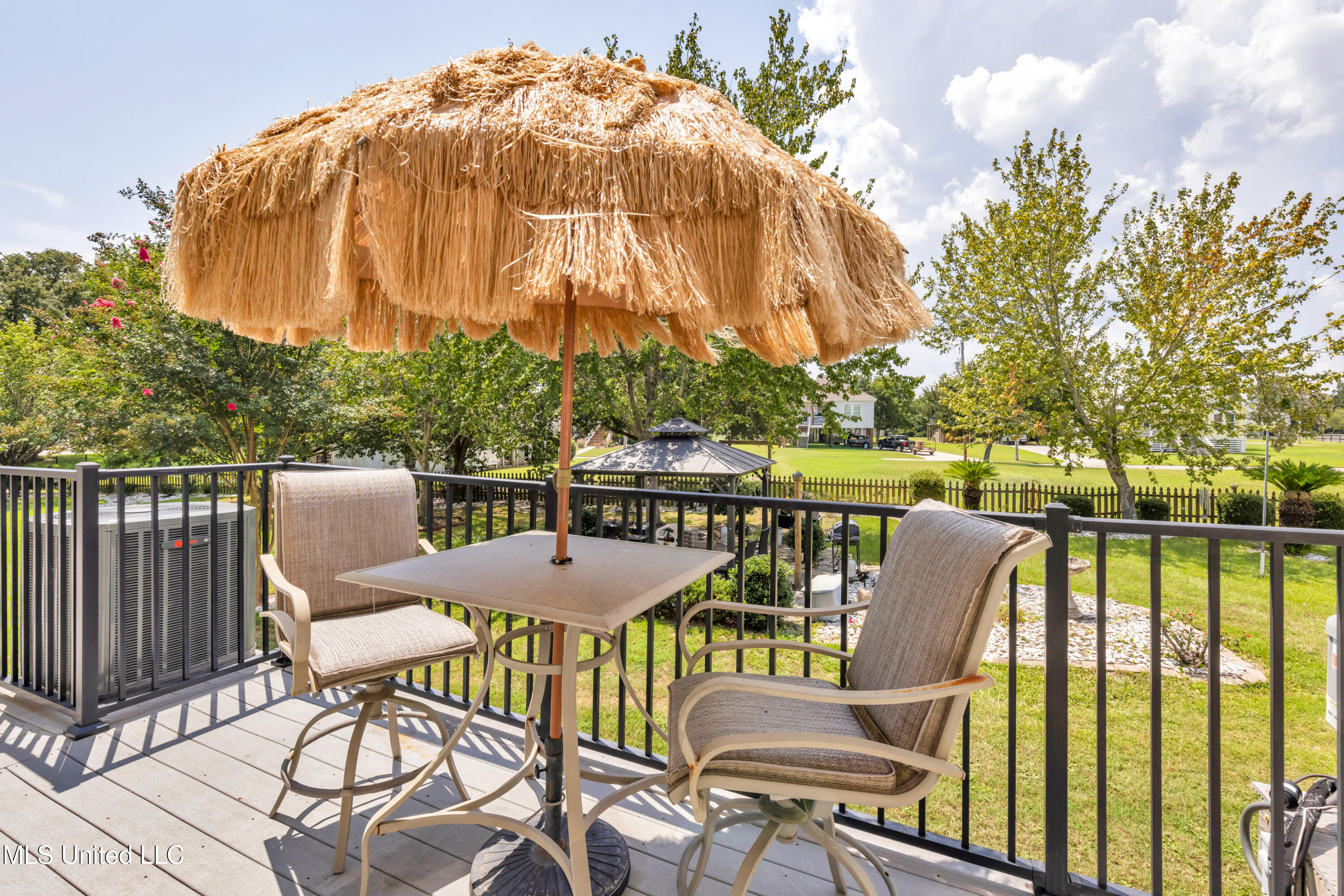 548 Beach Boulevard, 141