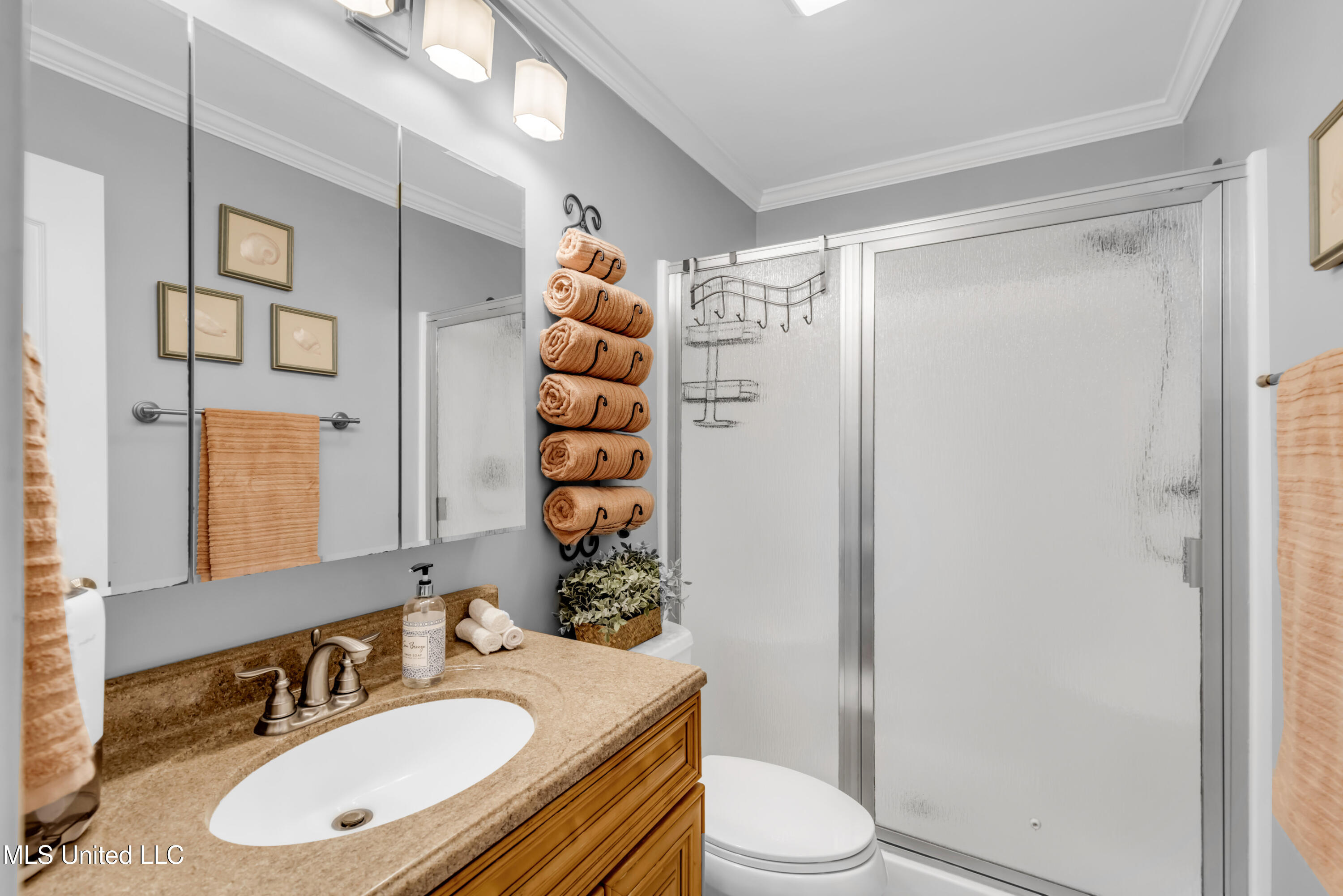 548 Beach Boulevard, 141