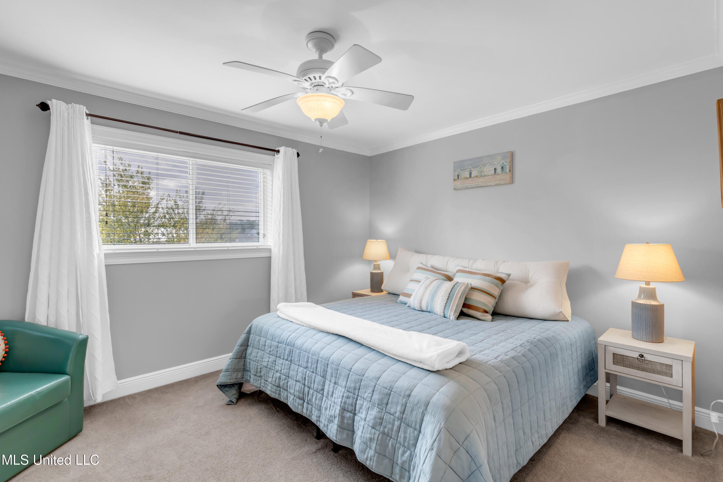 548 Beach Boulevard, 141