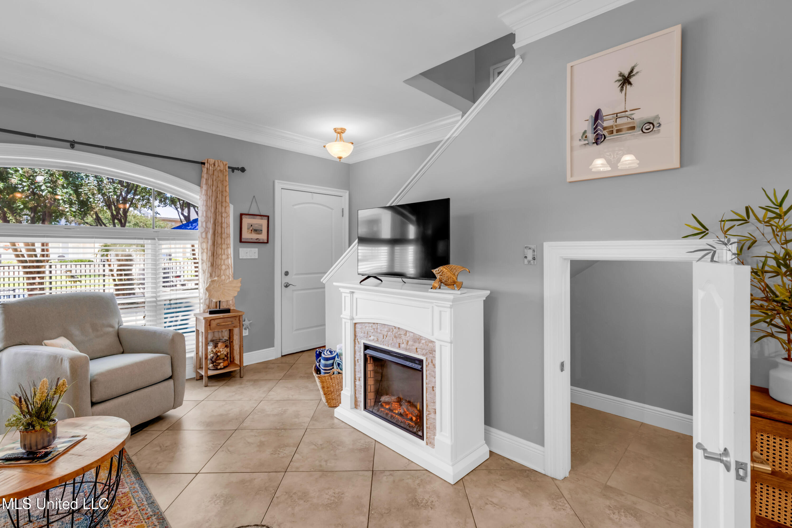 548 Beach Boulevard, 141