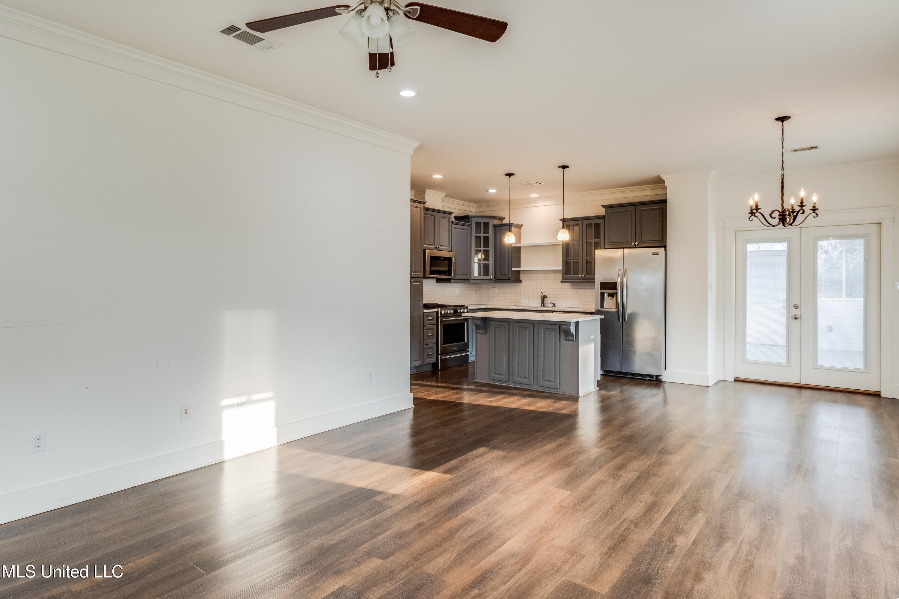 252 Handy Lane