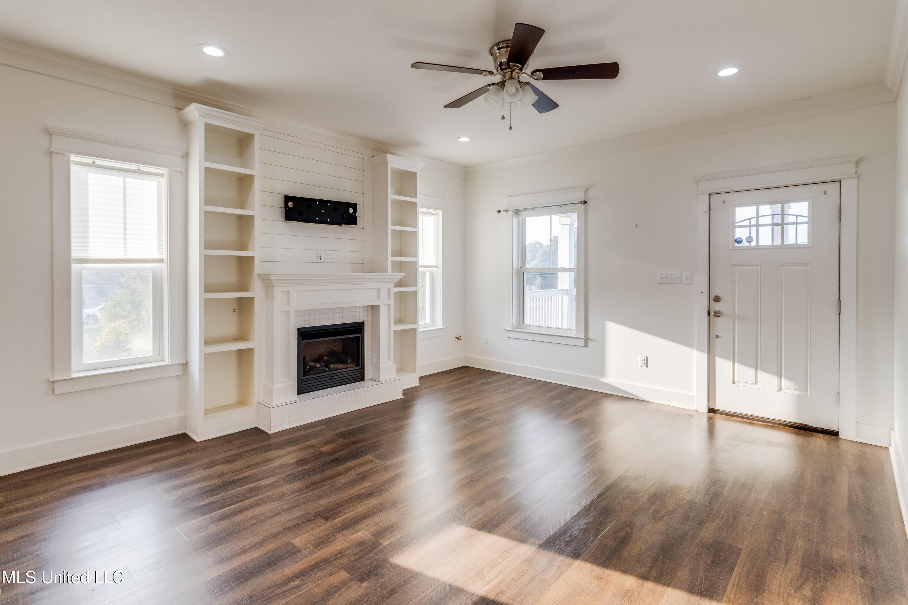 252 Handy Lane