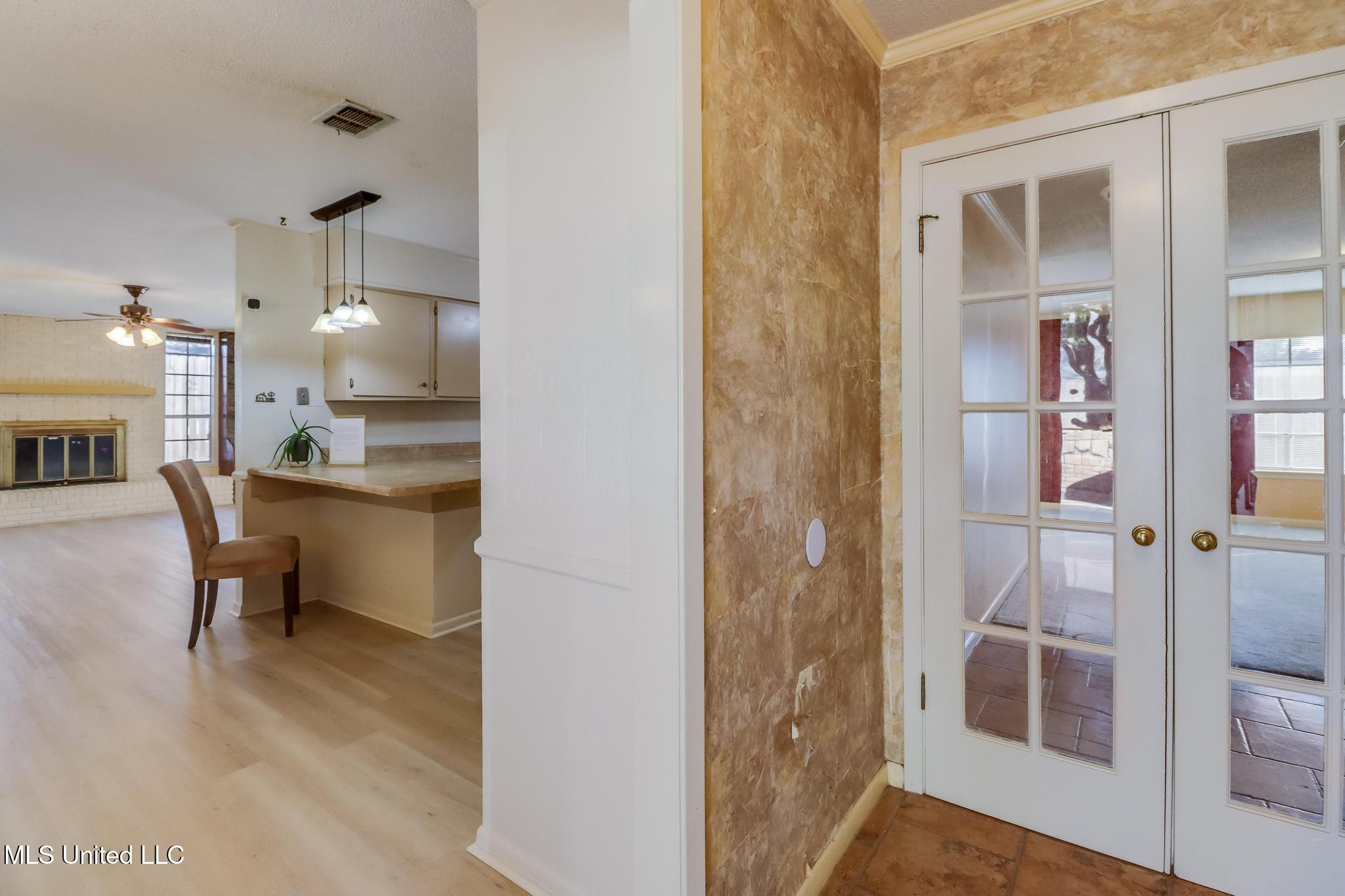 112 Driftwood Drive