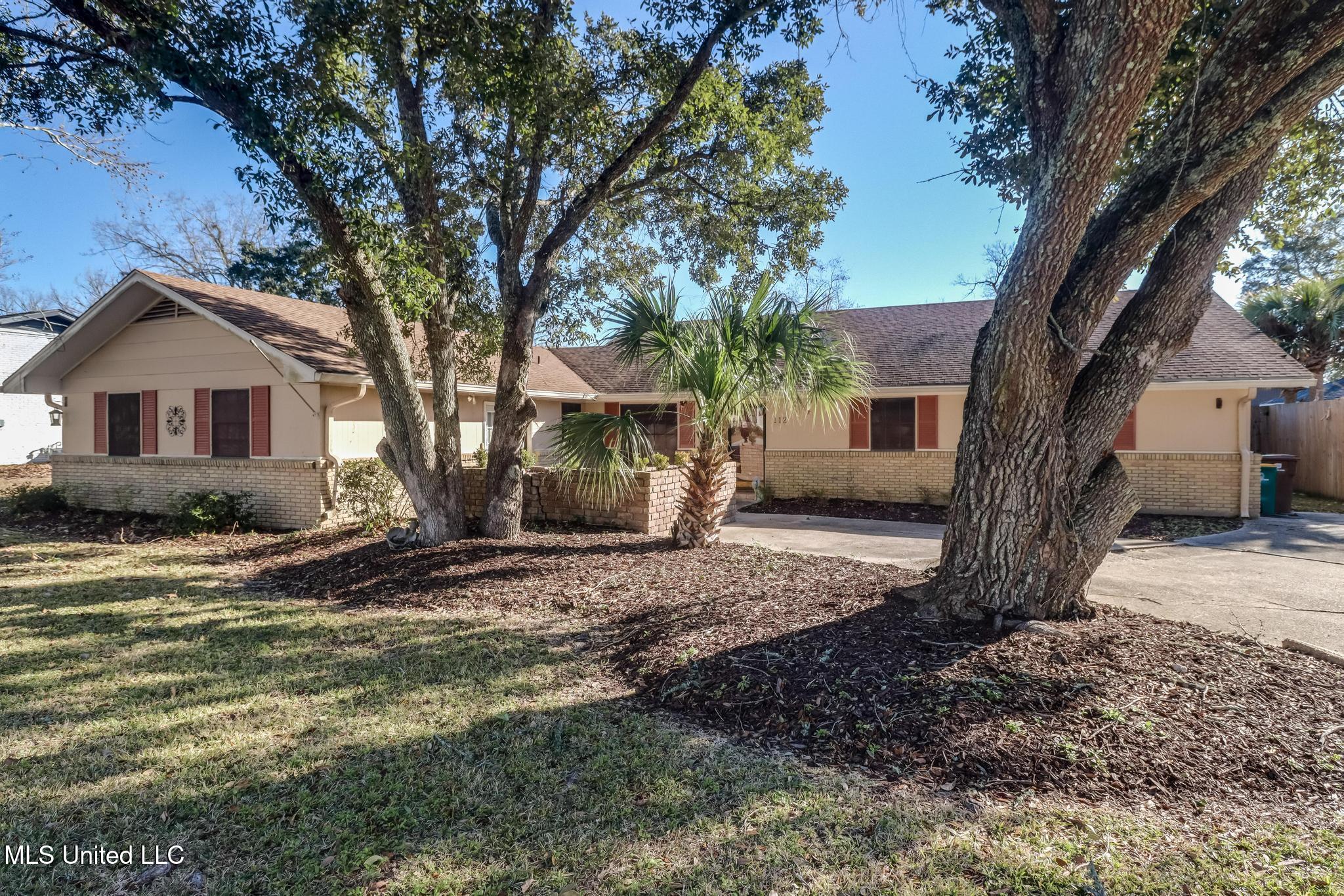 112 Driftwood Drive