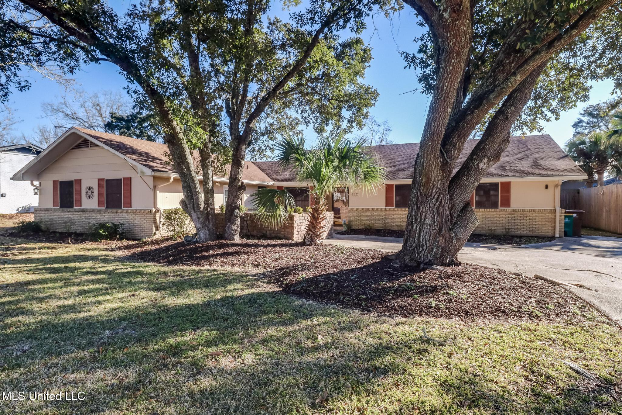 112 Driftwood Drive