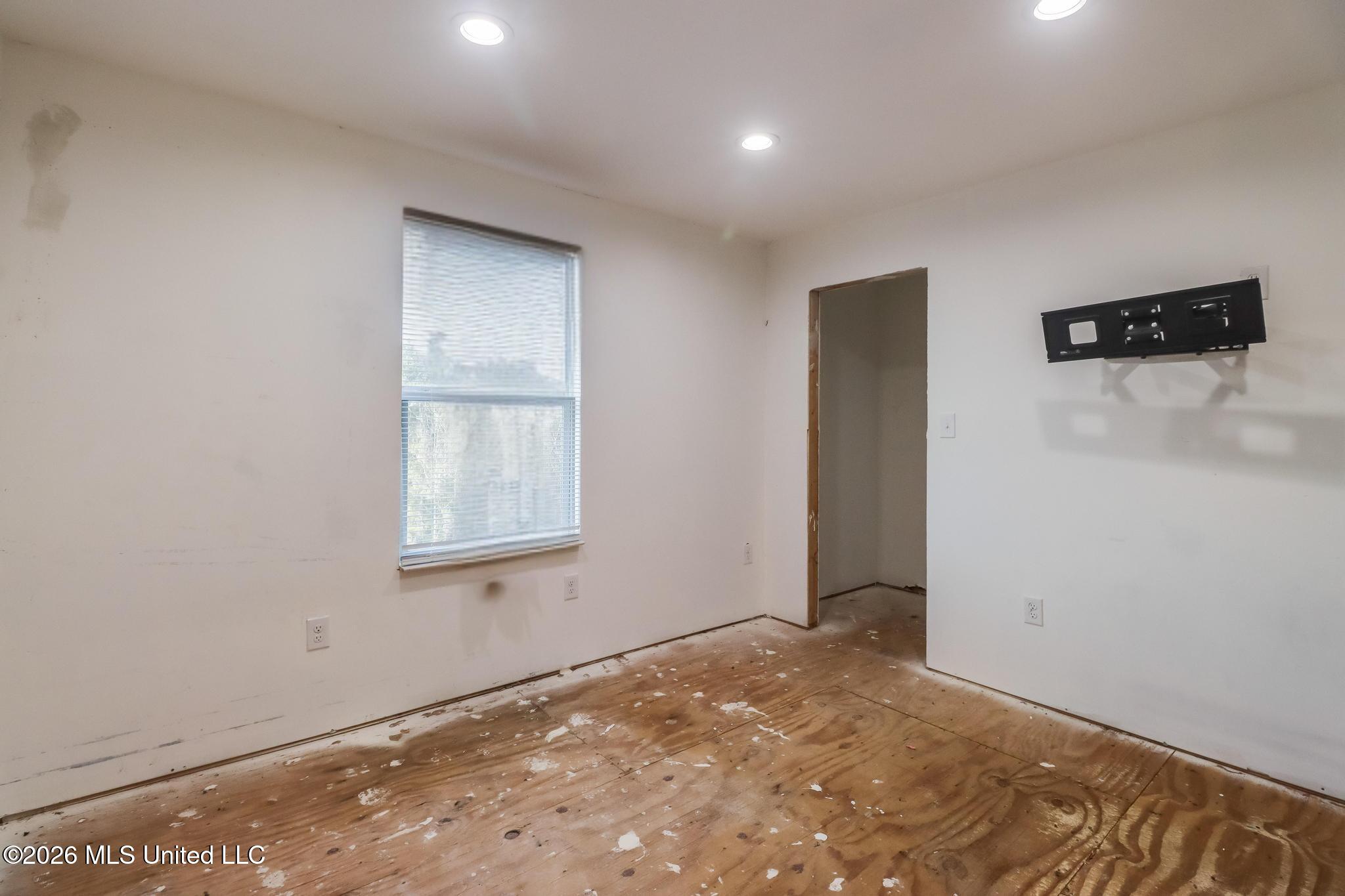 227 Hiern Avenue