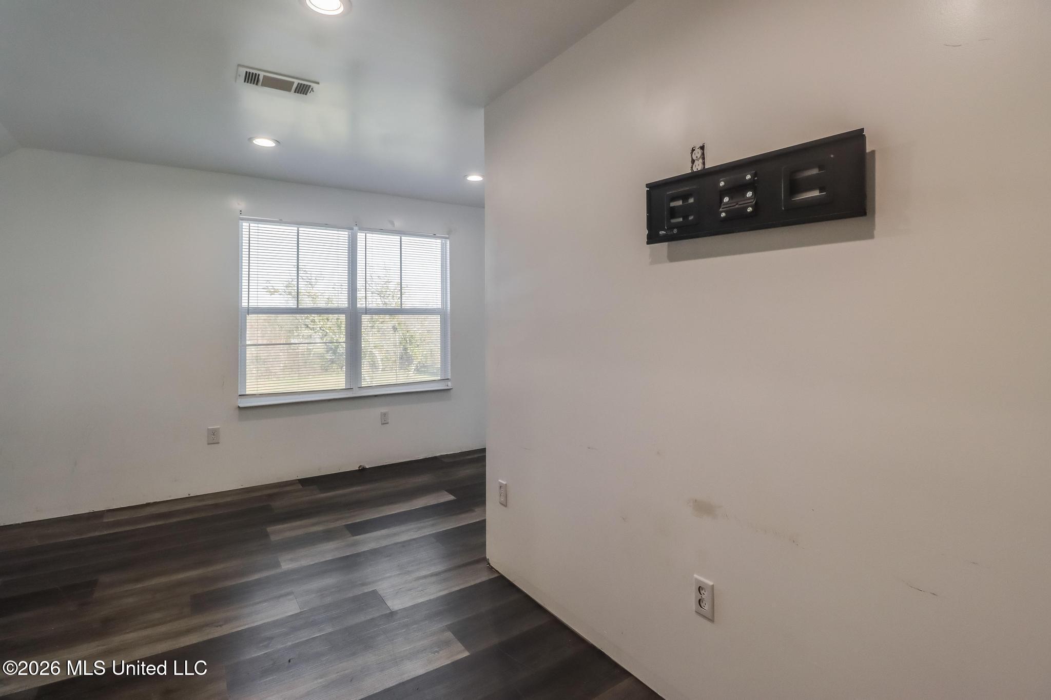 227 Hiern Avenue
