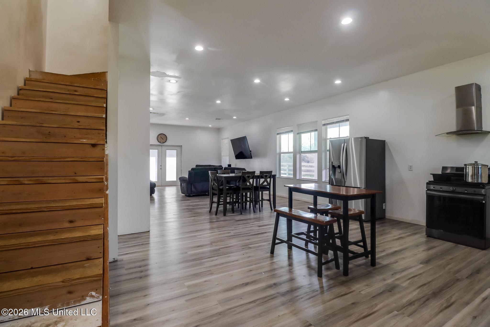 227 Hiern Avenue