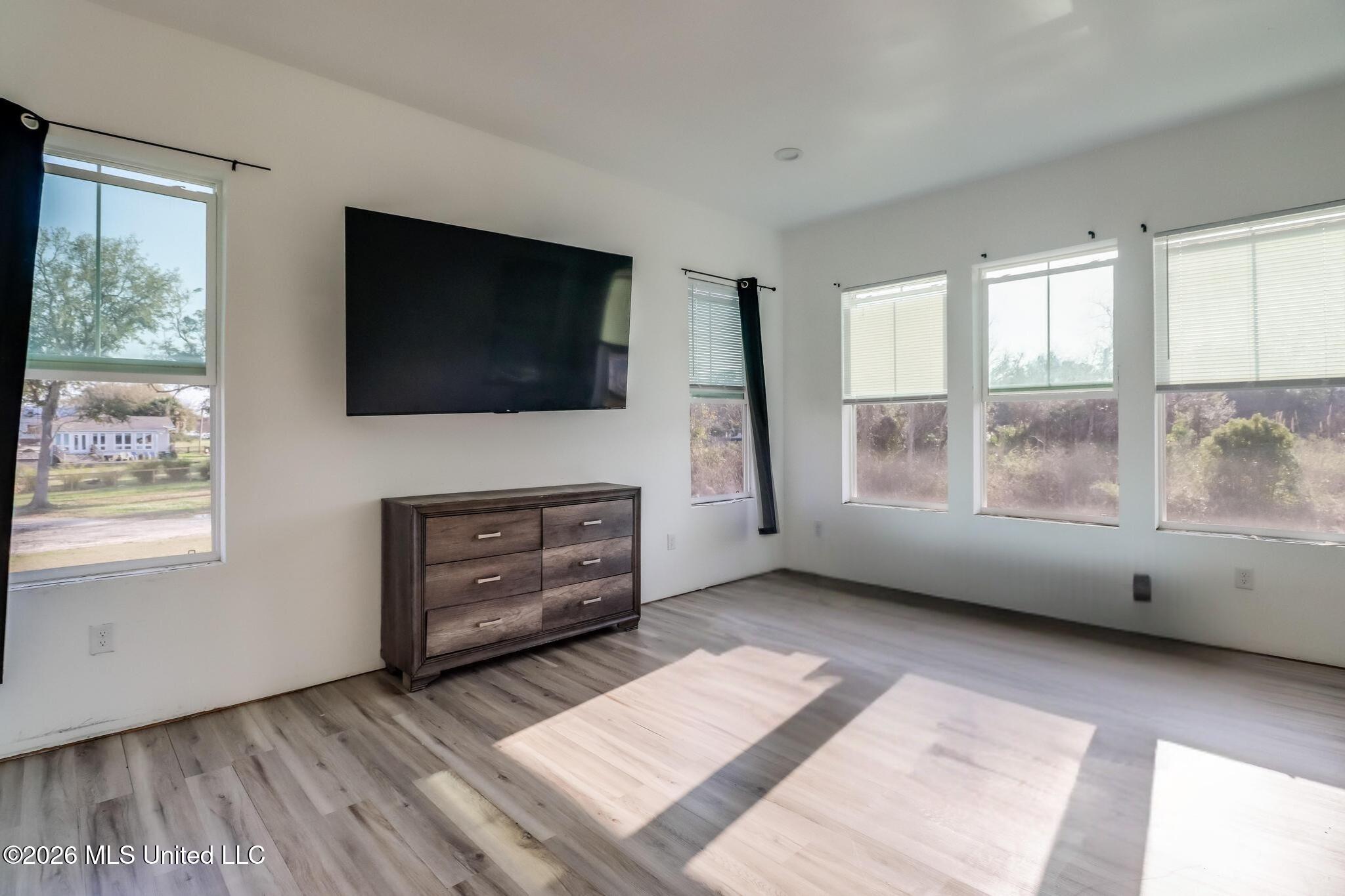 227 Hiern Avenue