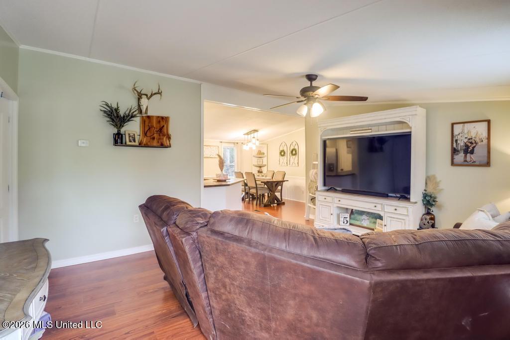 20210 Lennis Cuevas Road