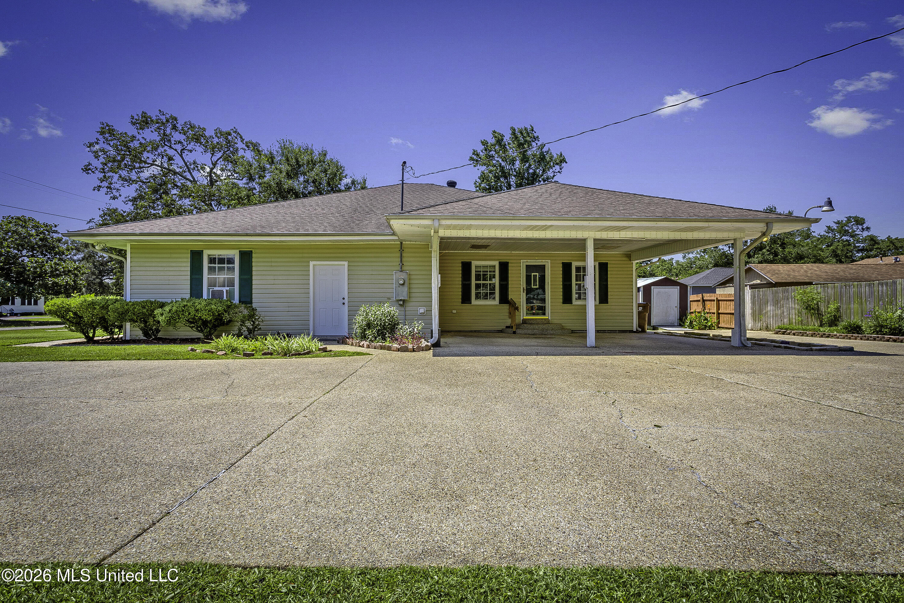 100 S Nicholson Avenue
