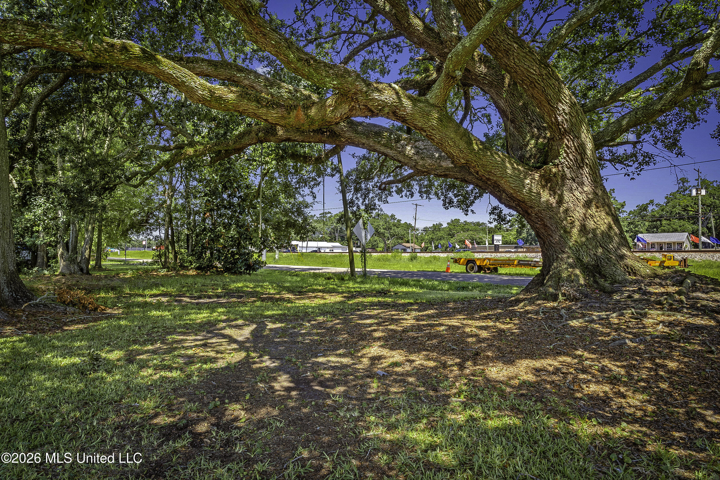 100 S Nicholson Avenue