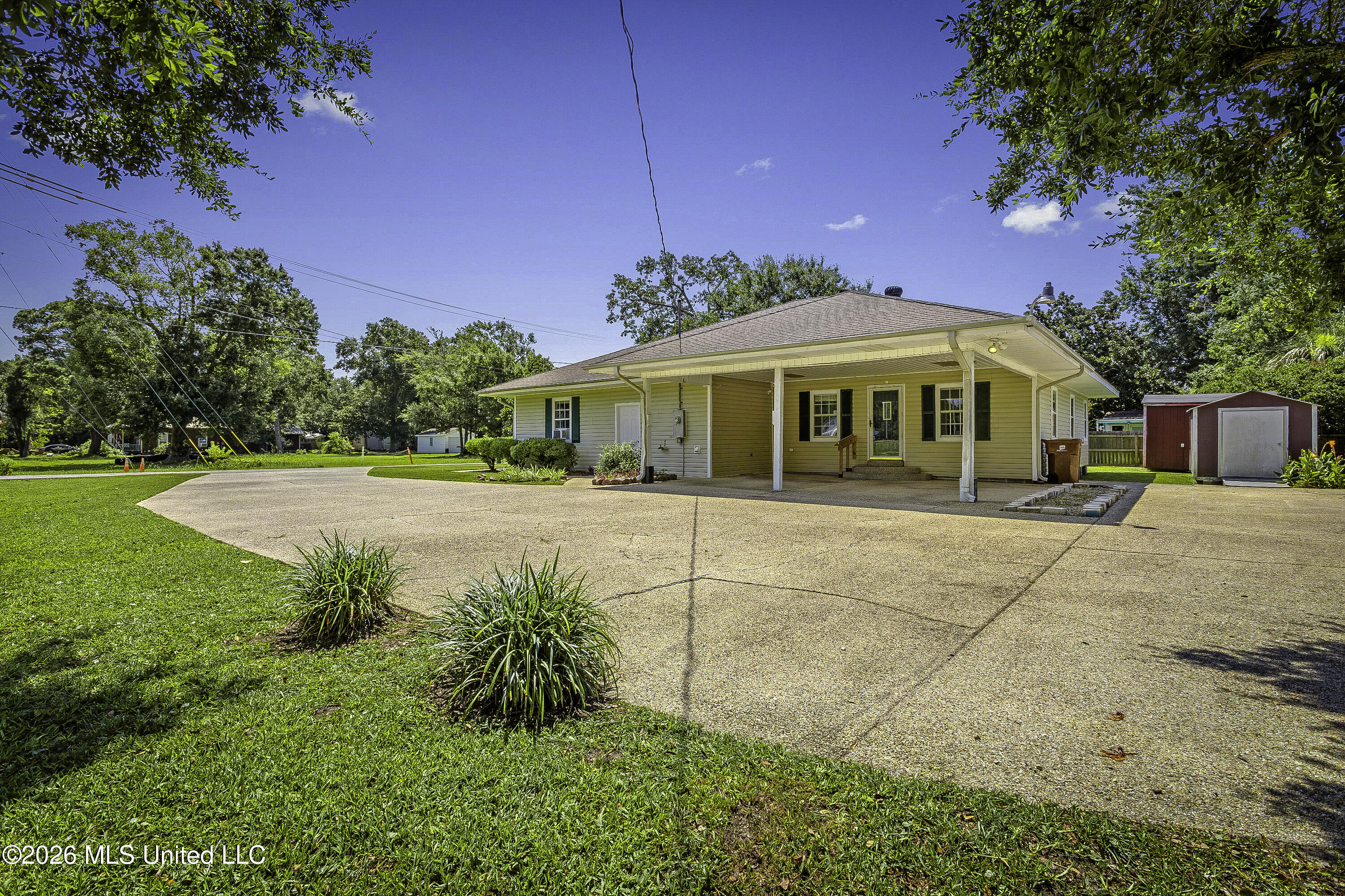 100 S Nicholson Avenue