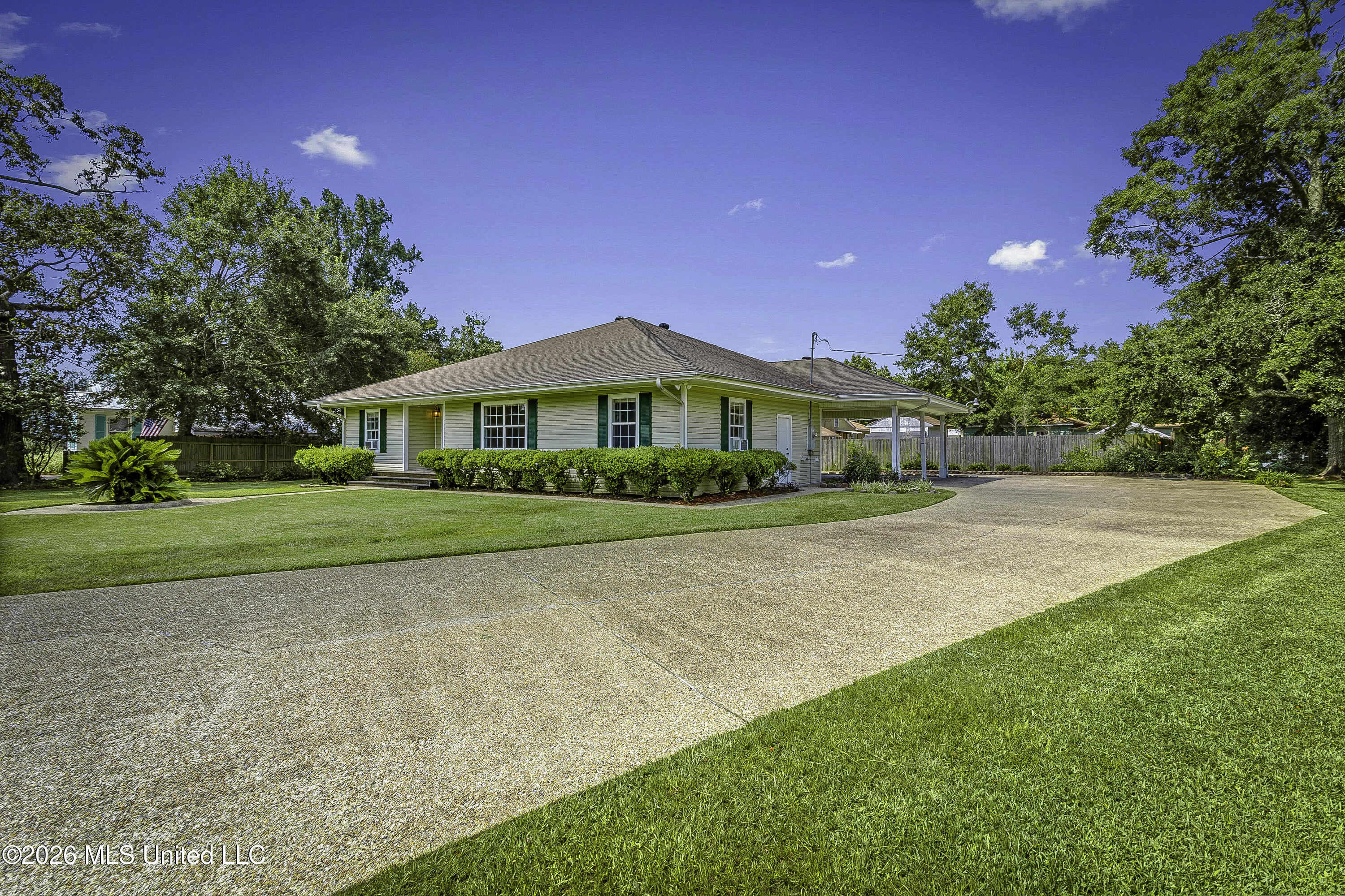 100 S Nicholson Avenue