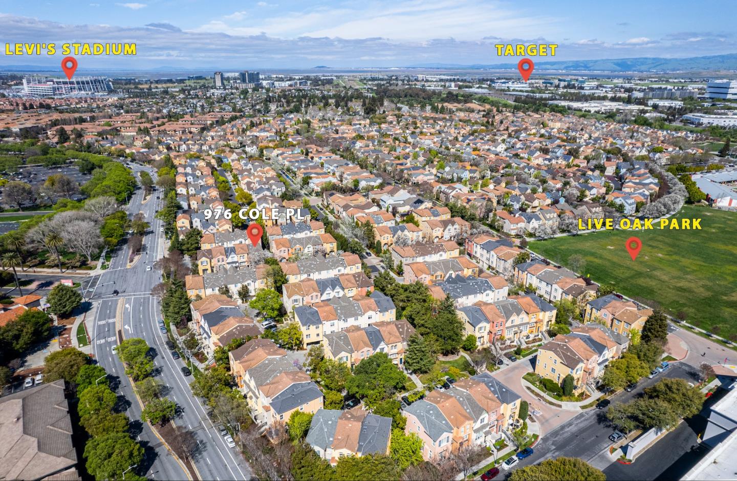 976 Cole PL