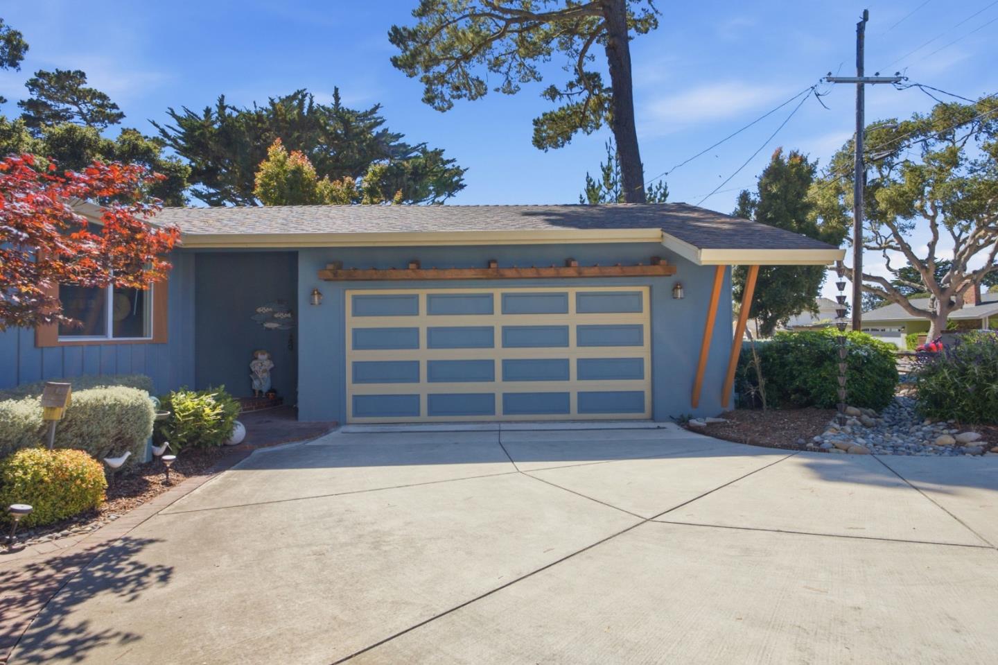 849 Marino Pines RD