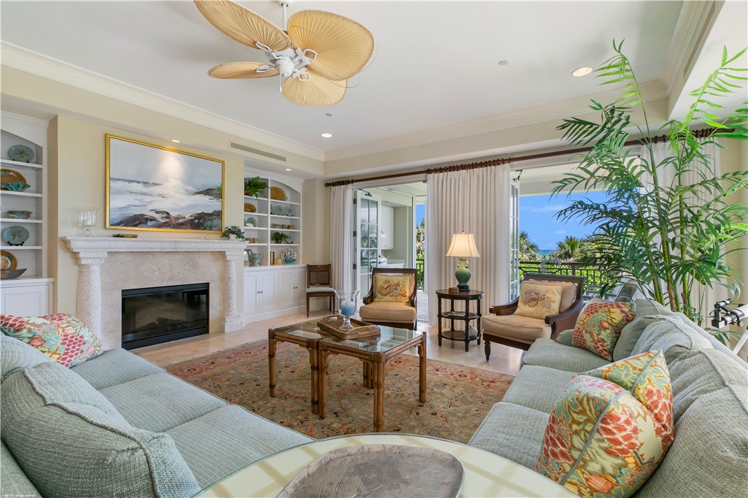 30 Beachside Drive 102