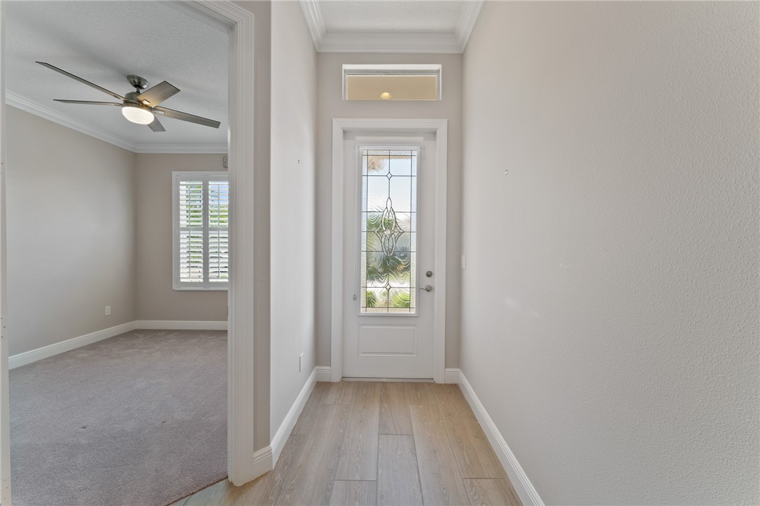 1832 Red Oak Terrace
