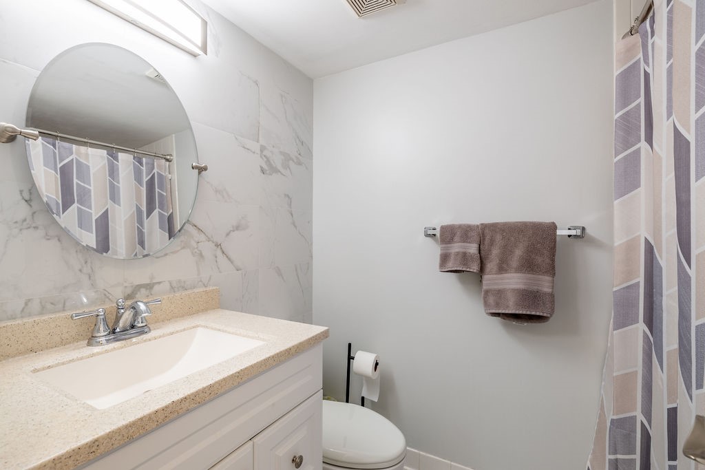 307 N Grove Isle Circle 307