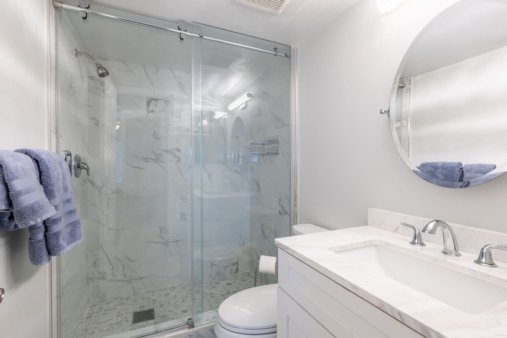 307 N Grove Isle Circle 307