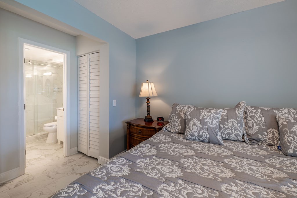 307 N Grove Isle Circle 307