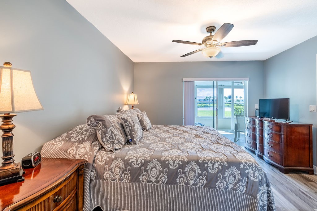 307 N Grove Isle Circle 307