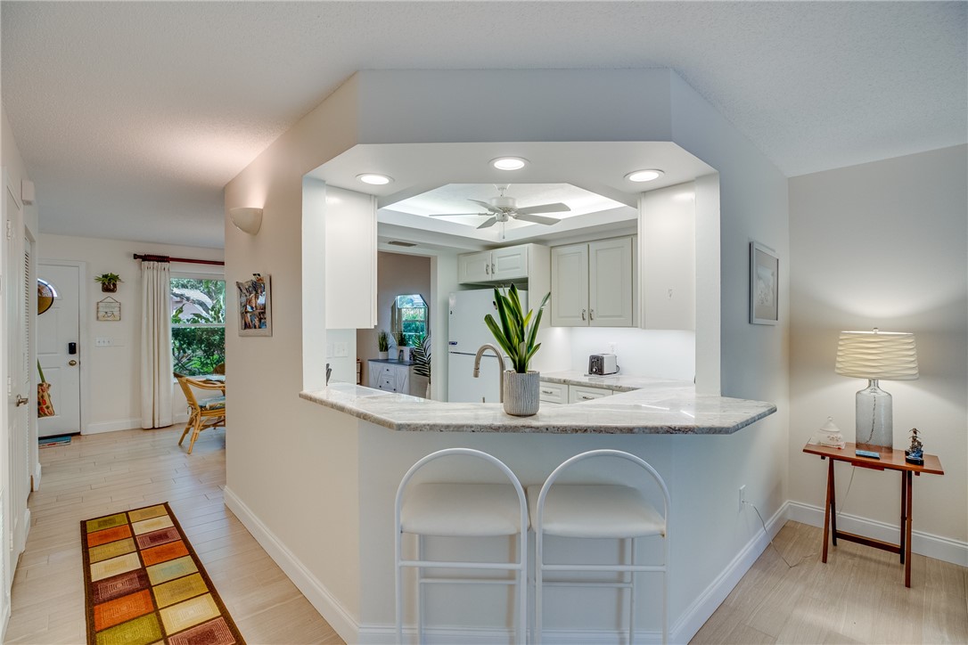1422 Coral Oak Lane 1102