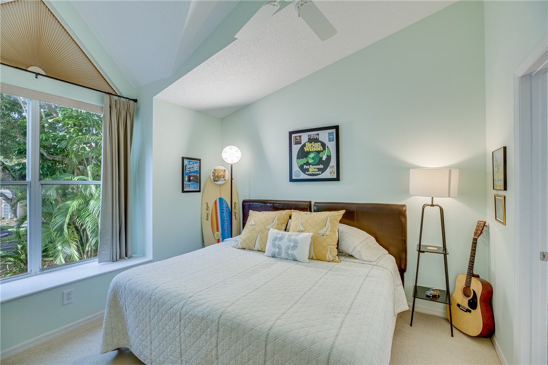 1422 Coral Oak Lane 1102