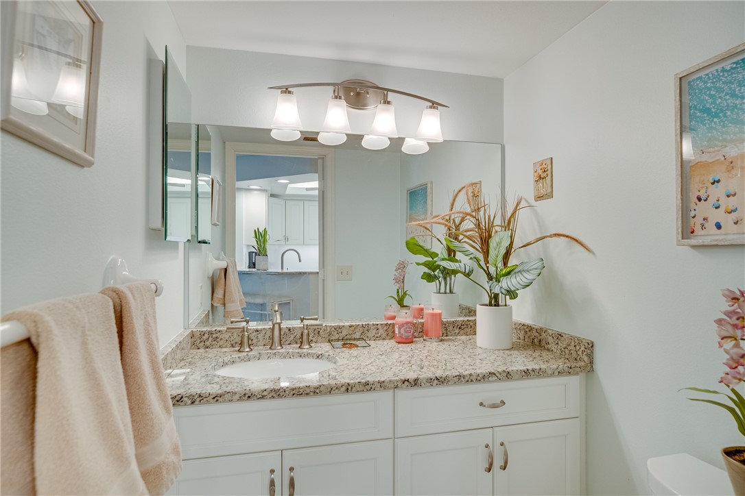 1422 Coral Oak Lane 1102