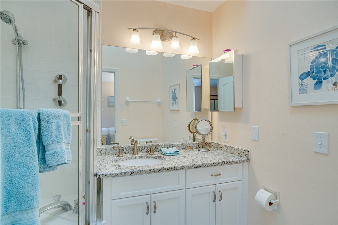 1422 Coral Oak Lane 1102