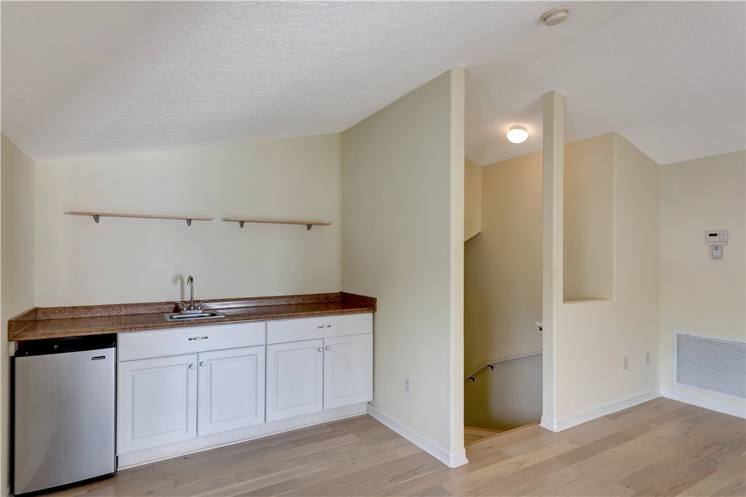 4470 6th Place SW