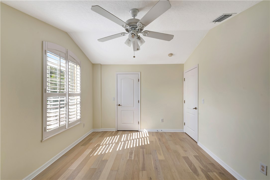 4470 6th Place SW