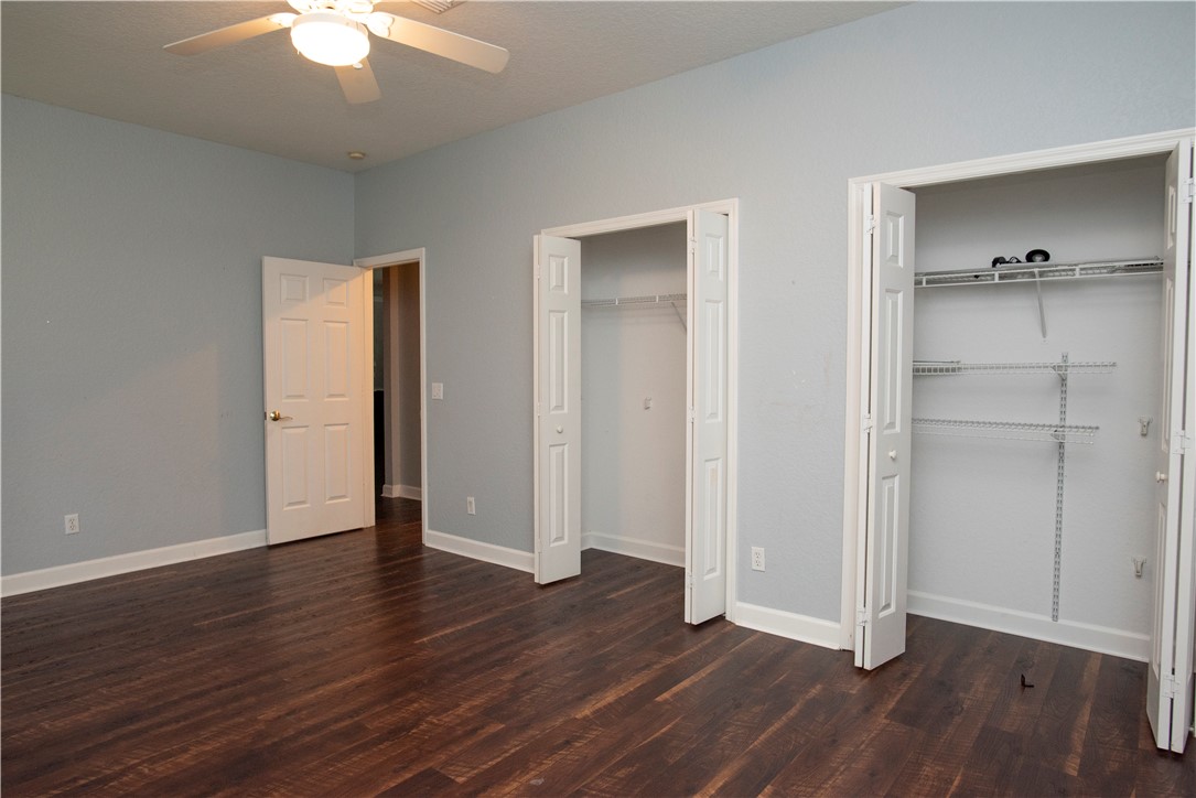 325 40th Court SW