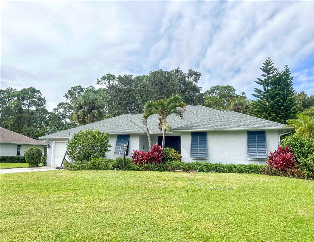 325 40th Court SW