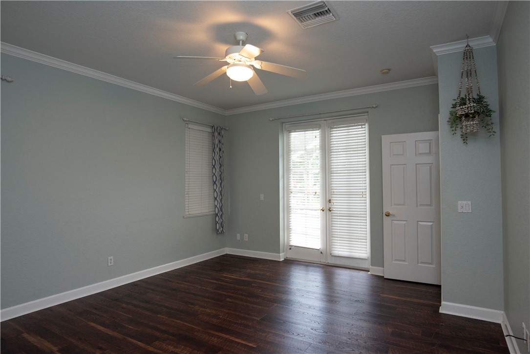 325 40th Court SW