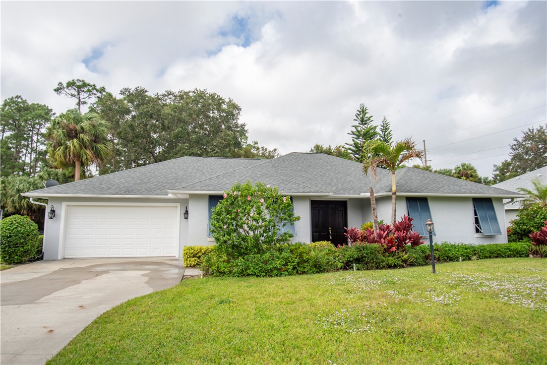 325 40th Court SW