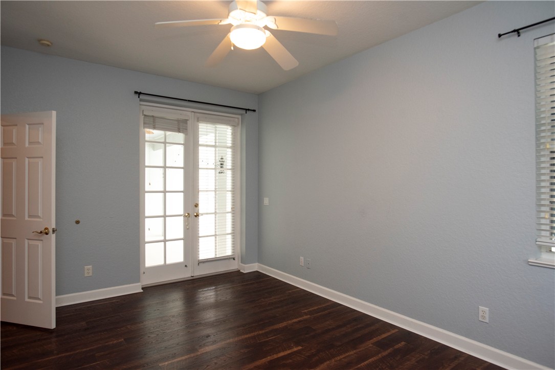 325 40th Court SW