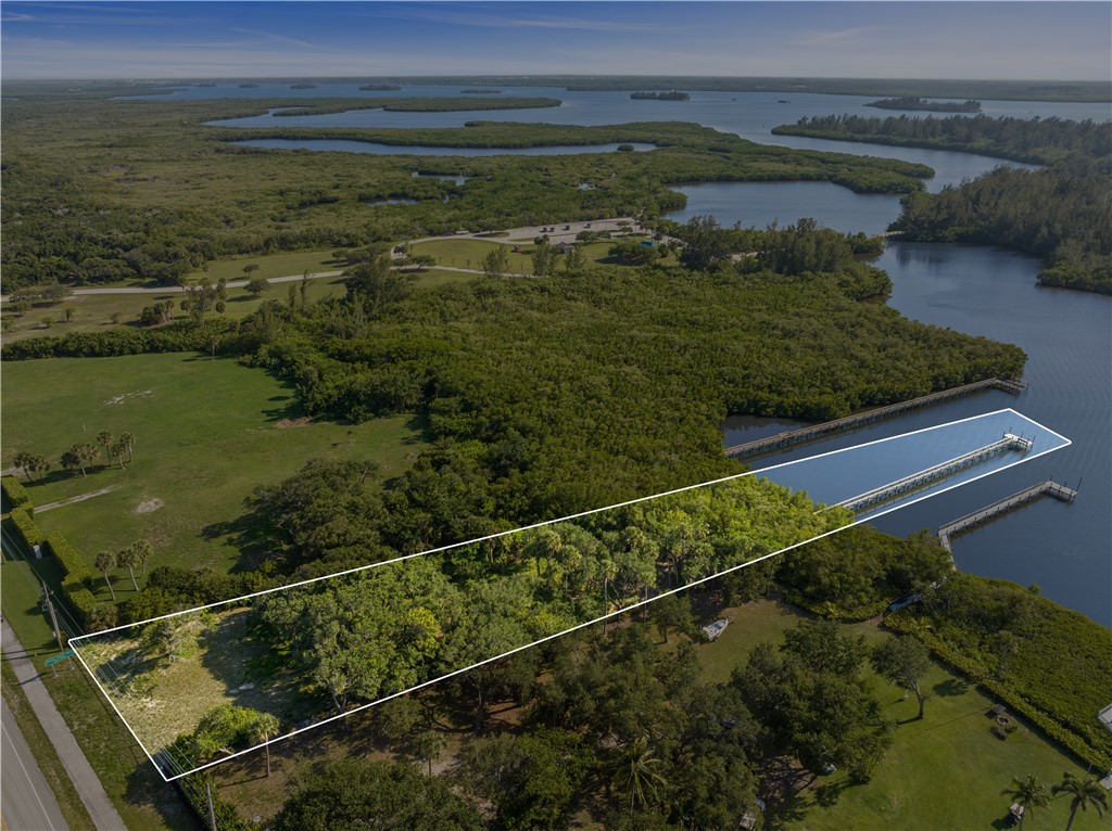 2135 S Highway A1a
