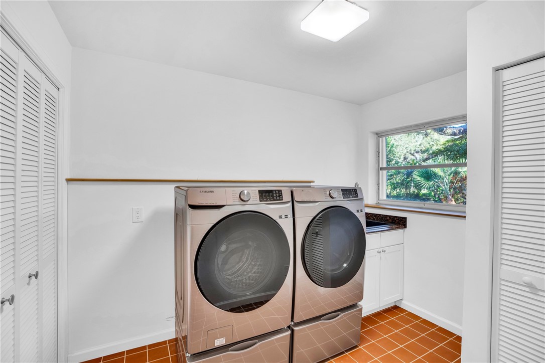 4102 Sabal Palm Drive
