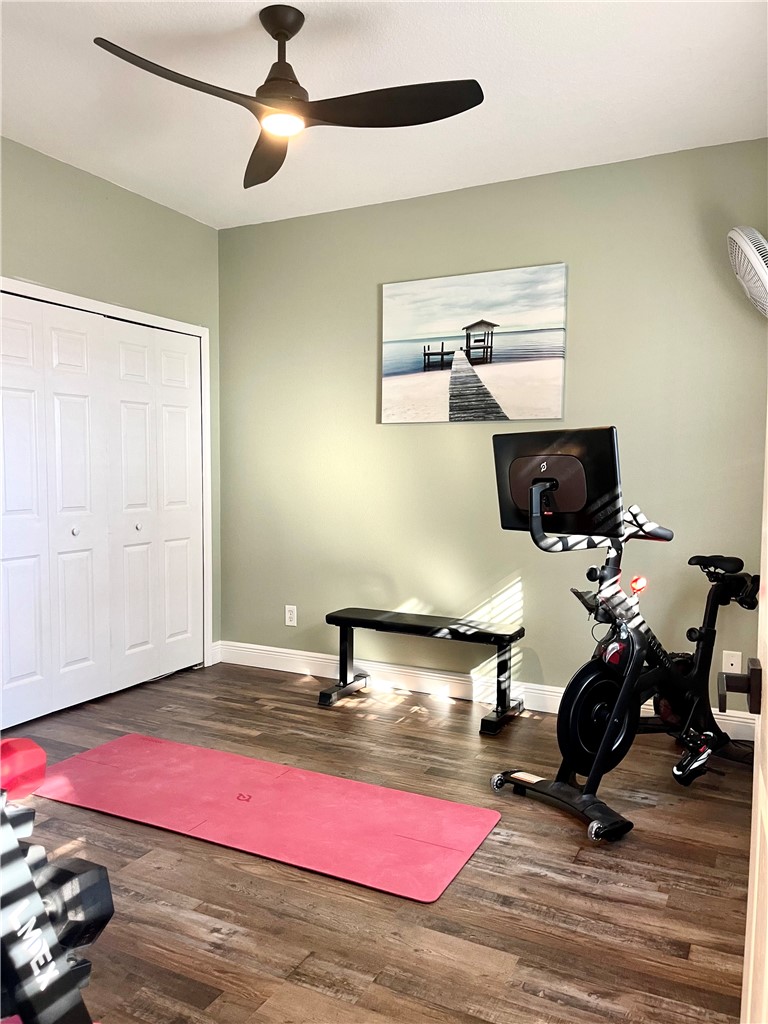 1359 Scarlet Oak Circle