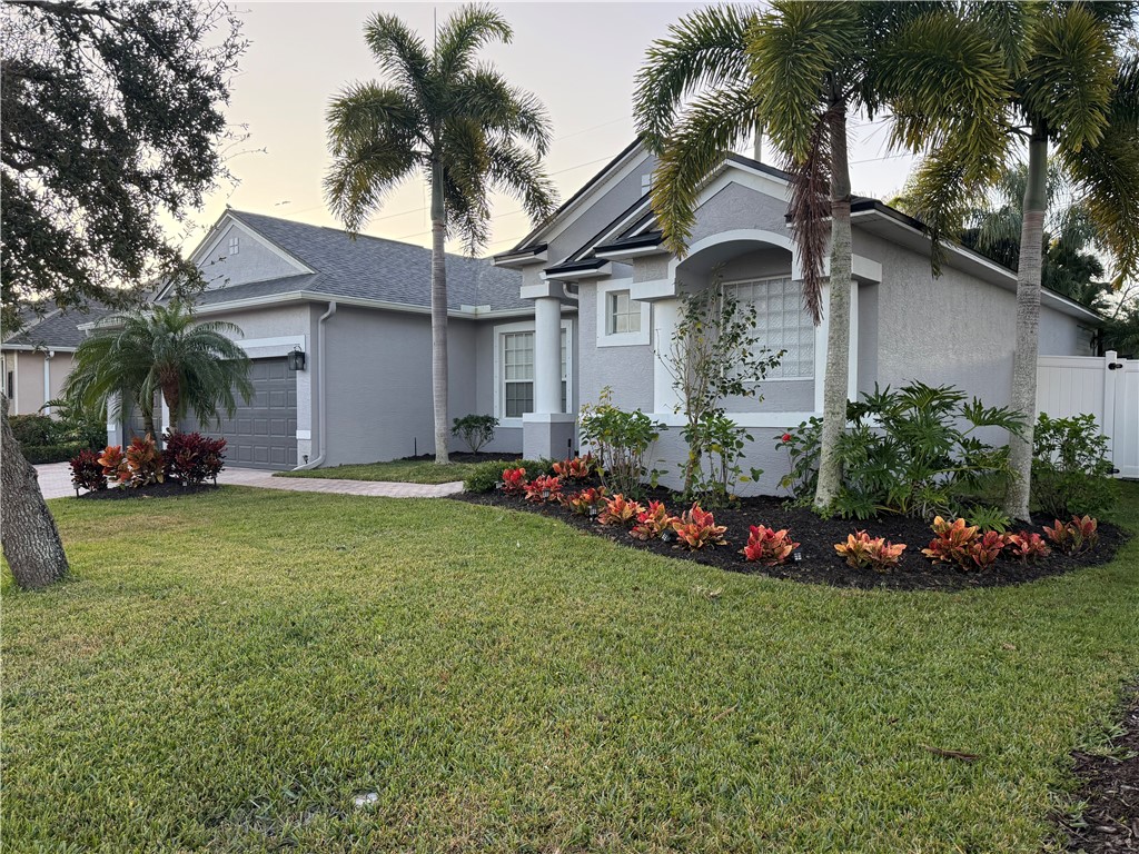 1359 Scarlet Oak Circle
