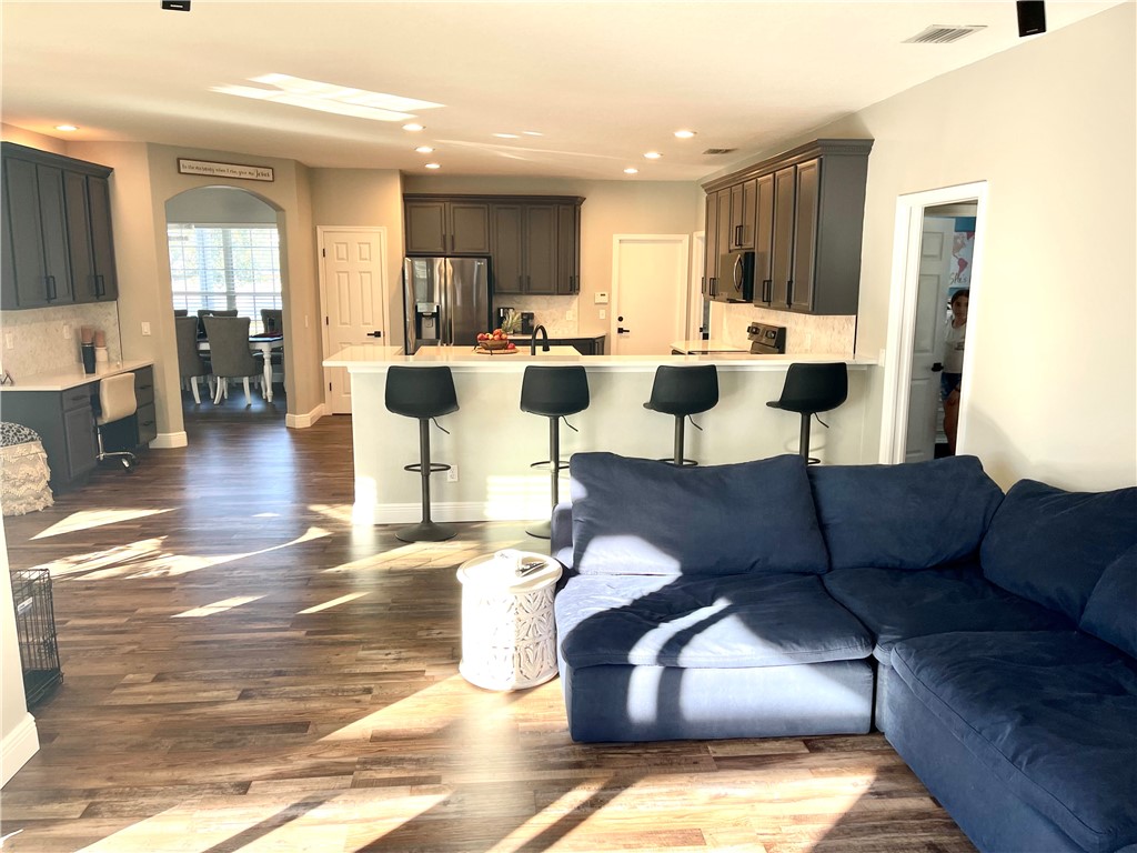 1359 Scarlet Oak Circle