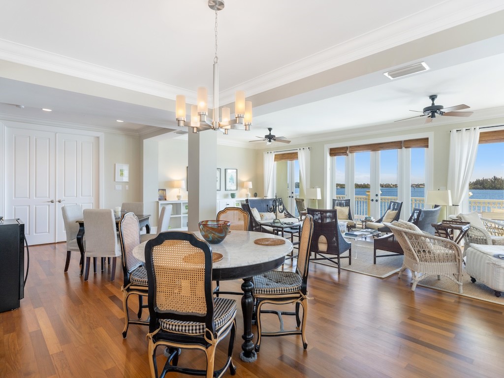 3 Royal Palm Point 1W